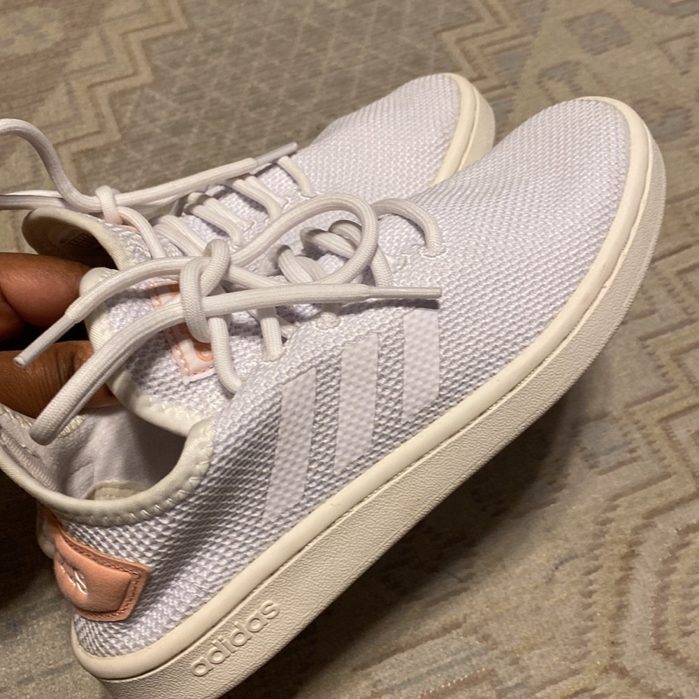 ADIDAS COURT ADAPT CLOUDFOAN COMFORT WOMEN SNEAKERS SIZE 6.5 COLOR WHITE…